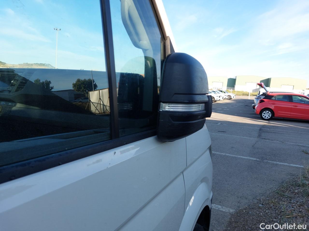  Volkswagen  Crafter  Furgón 30 Furgón BM TA FWD 2.0 TDI 140CV MT6 E6 #33