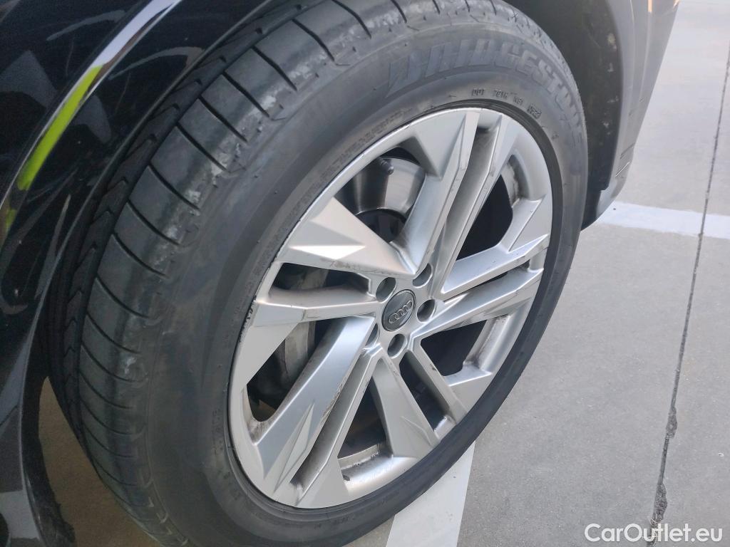  Audi  Q7 AUDI  / 2019 / 5P / todoterreno S line 45 TDI 170kW (232CV) quat. tip. #22