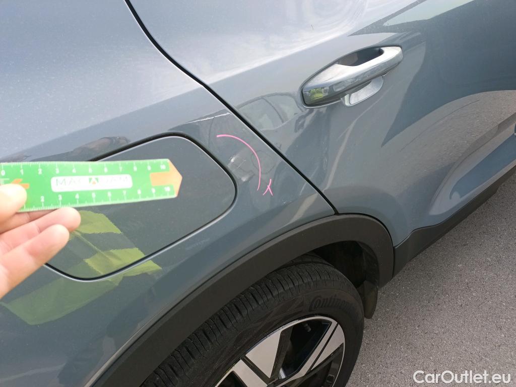  Volvo  XC 40 VOLVO XC40 / 2017 / 5P / todoterreno 1.5 T4 Twin Recharge R-Design Auto #5