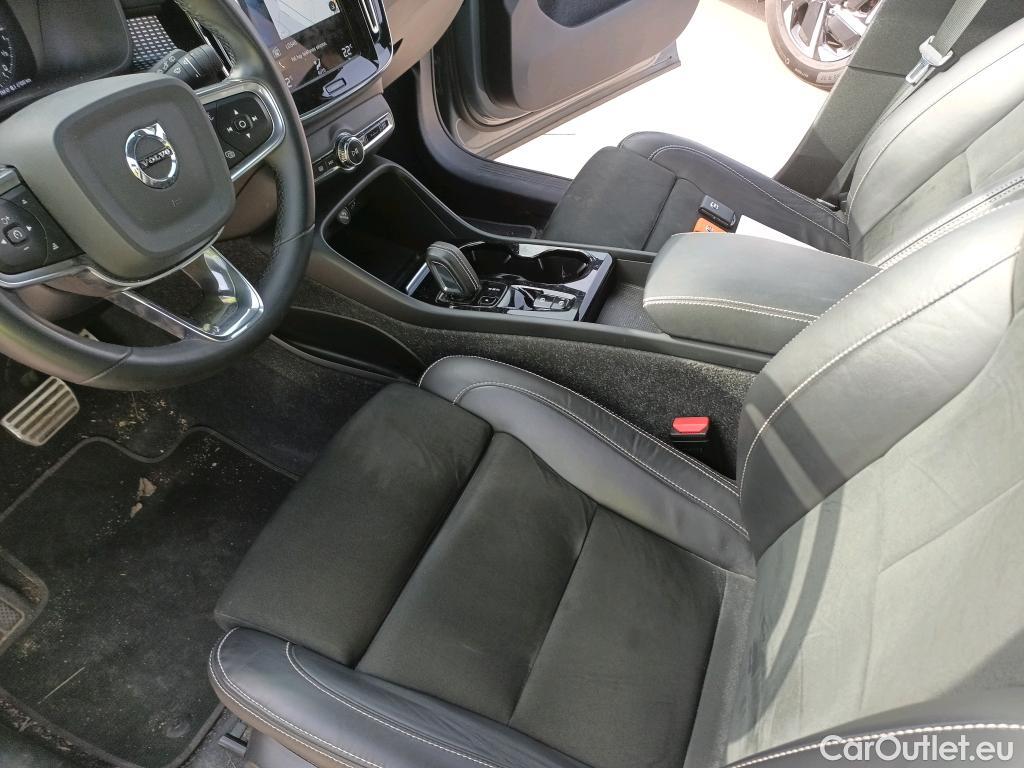  Volvo  XC 40 VOLVO XC40 / 2017 / 5P / todoterreno 1.5 T4 Twin Recharge R-Design Auto #13