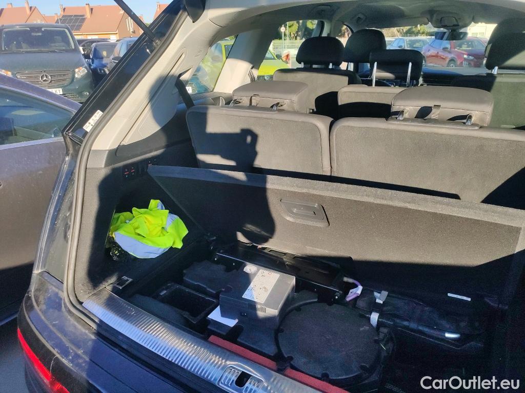  Audi  Q7 AUDI  / 2019 / 5P / todoterreno S line 45 TDI 170kW (232CV) quat. tip. #1