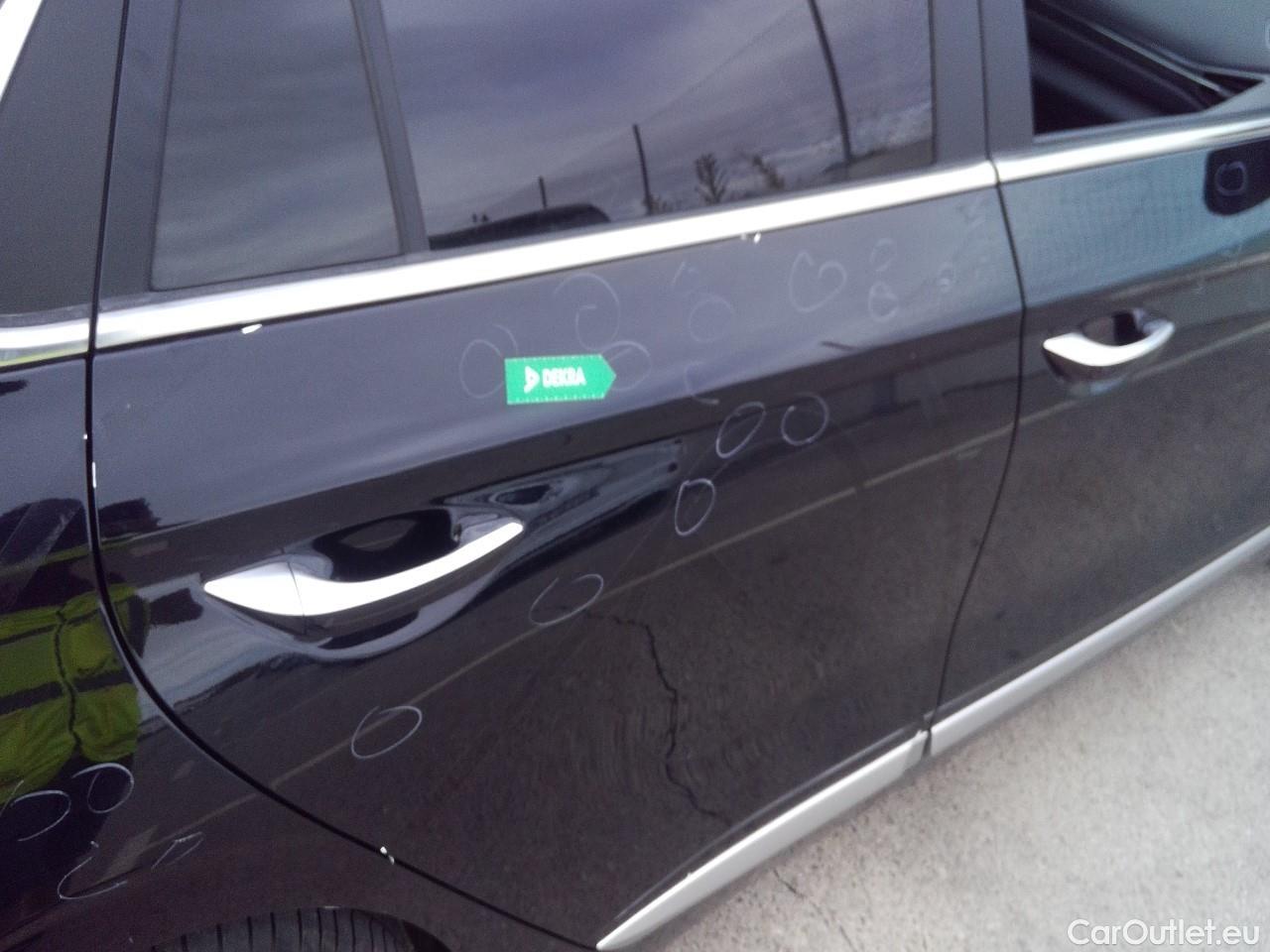  Hyundai   Ioniq HYUNDAI / 2019 / 5P / berlina con portón 1.6 GDI HEV Tecno DCT #35