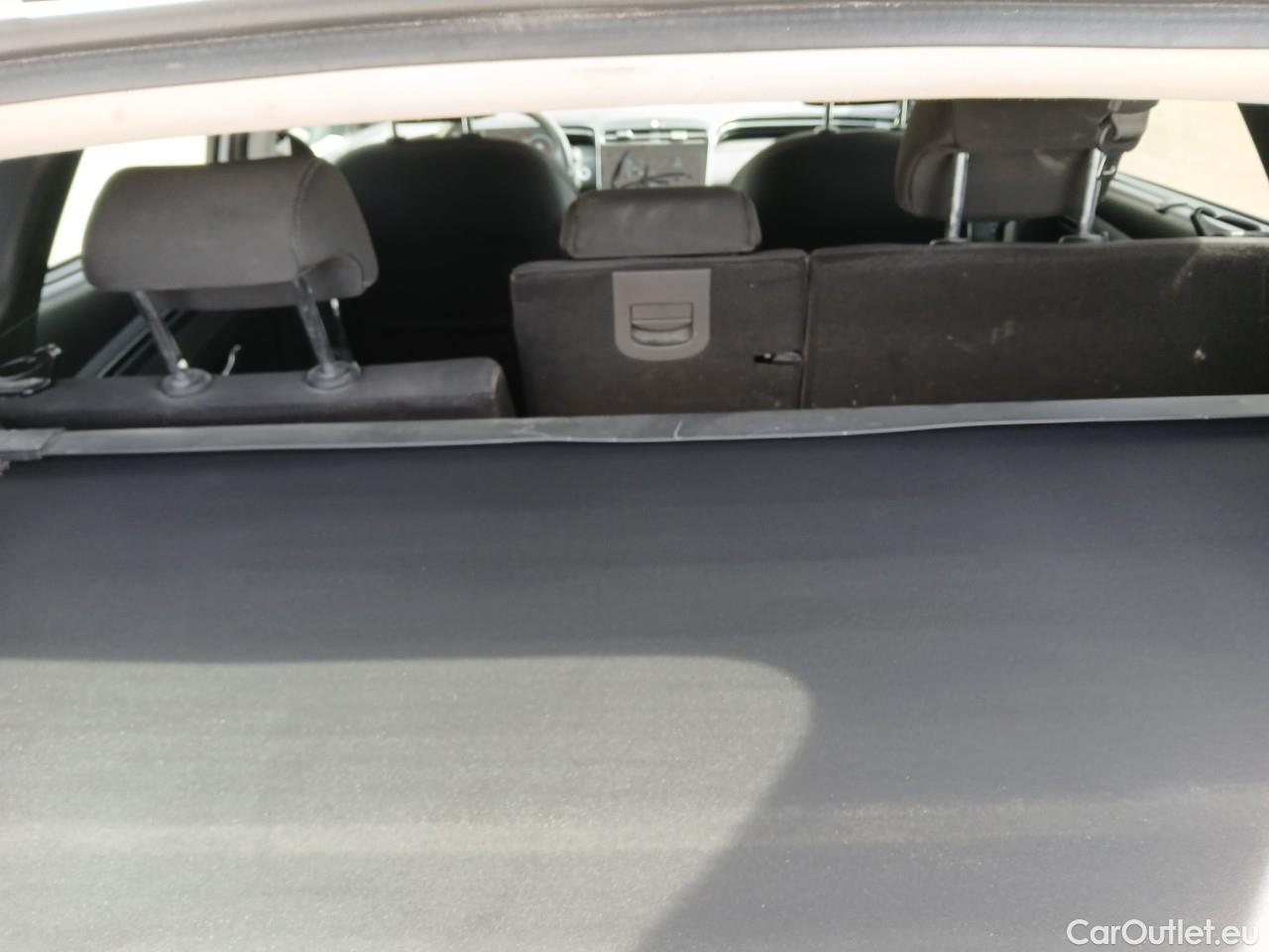  Hyundai  Tucson HYUNDAI  / 2020 / 5P / todoterreno 1.6 CRDI 100kW (136CV) 48V Tecno DCT 2C #16