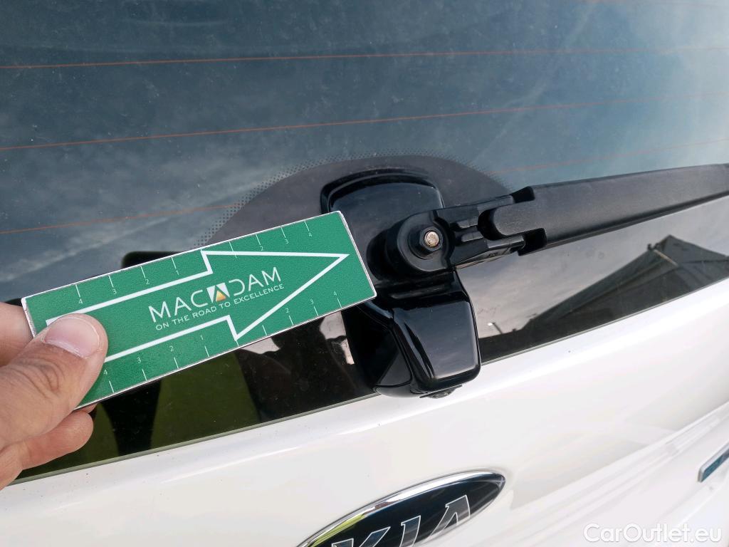  KIA  Niro  Drive 1.6 AT6 E6d #19