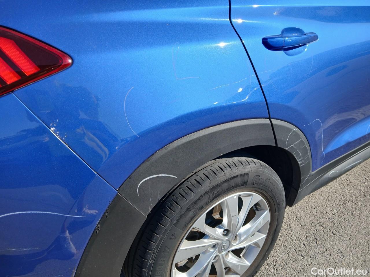  Hyundai  Tucson HYUNDAI  / 2018 / 5P / todoterreno  CRDI 1.6 116 CV 48V 4X2 SLE(SP)(SL) #28