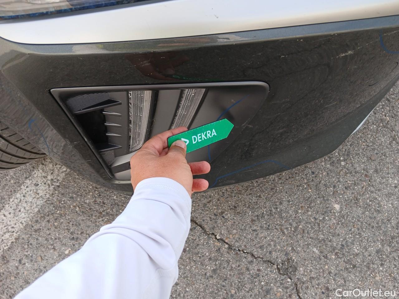  Hyundai   Ioniq HYUNDAI / 2019 / 5P / berlina con portón 1.6 GDI PHEV Klass DCT #15