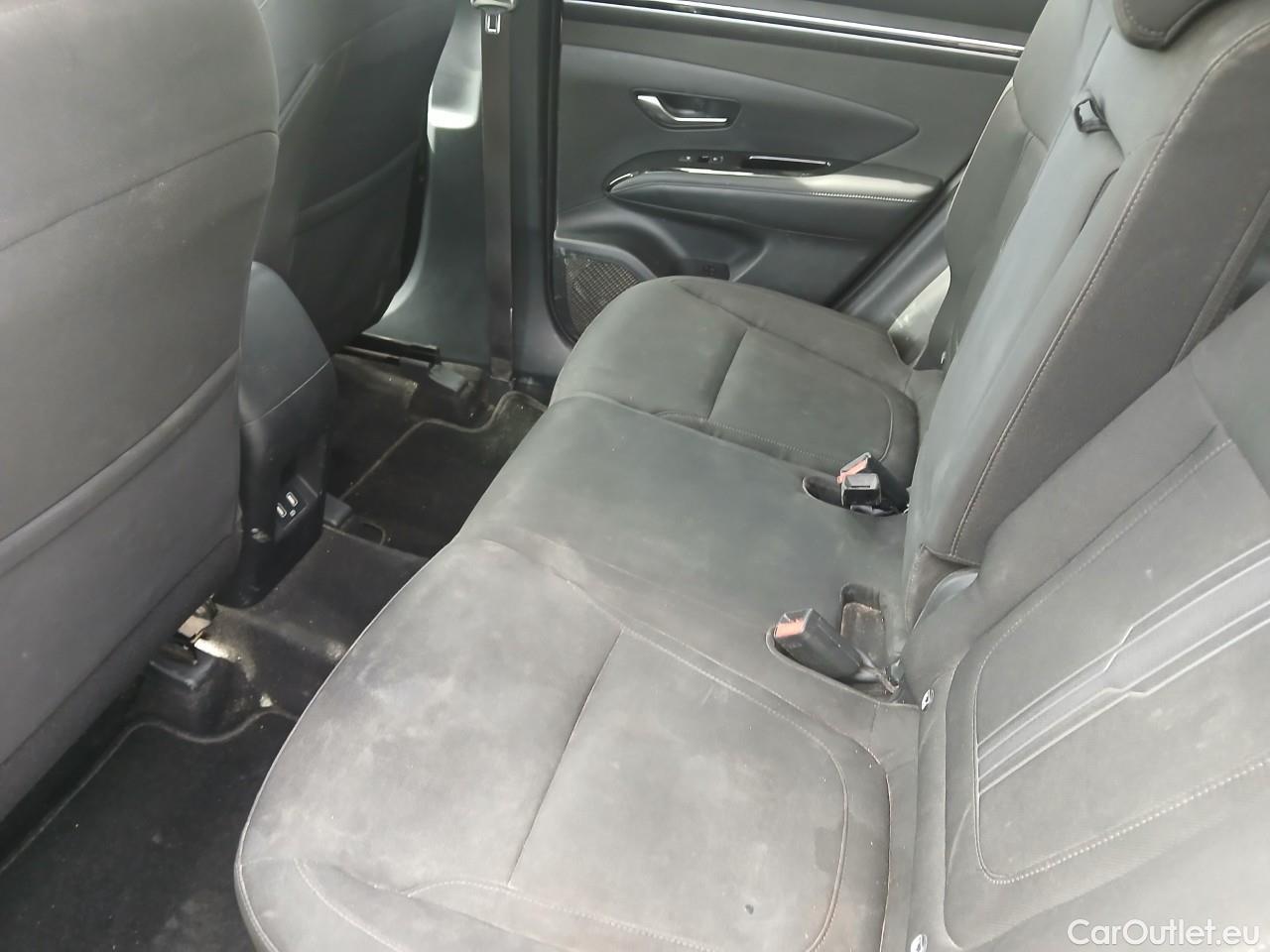  Hyundai  Tucson HYUNDAI  / 2020 / 5P / todoterreno 1.6 CRDI 100kW (136CV) 48V Tecno DCT 2C #4