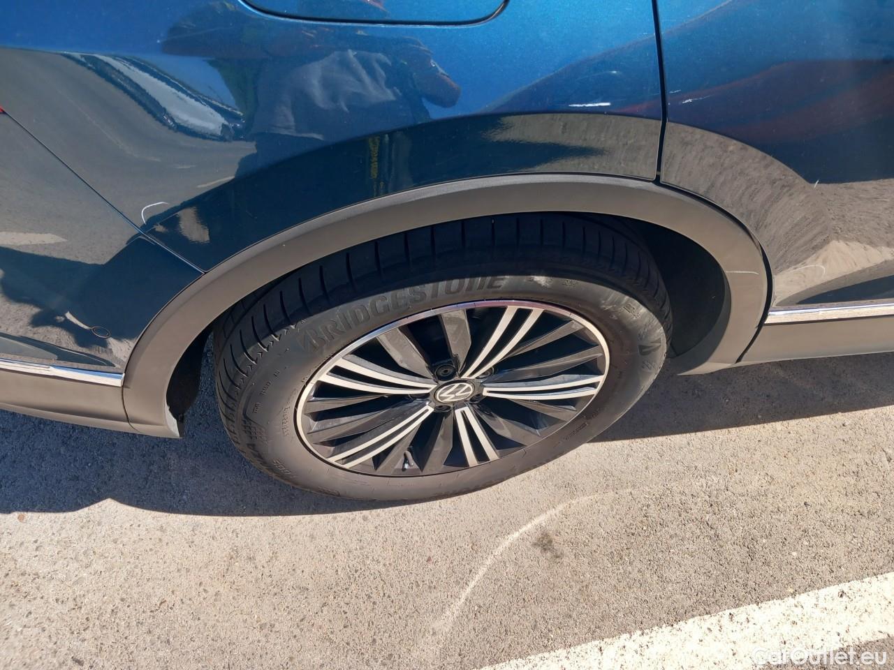 Volkswagen  Tiguan  Life 2.0 TDI 150CV AT7 E6d #31