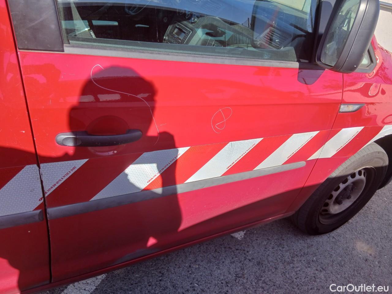  Volkswagen  Caddy  Profesional Furgón BMT 2.0 TDI 100CV MT5 E6 #38