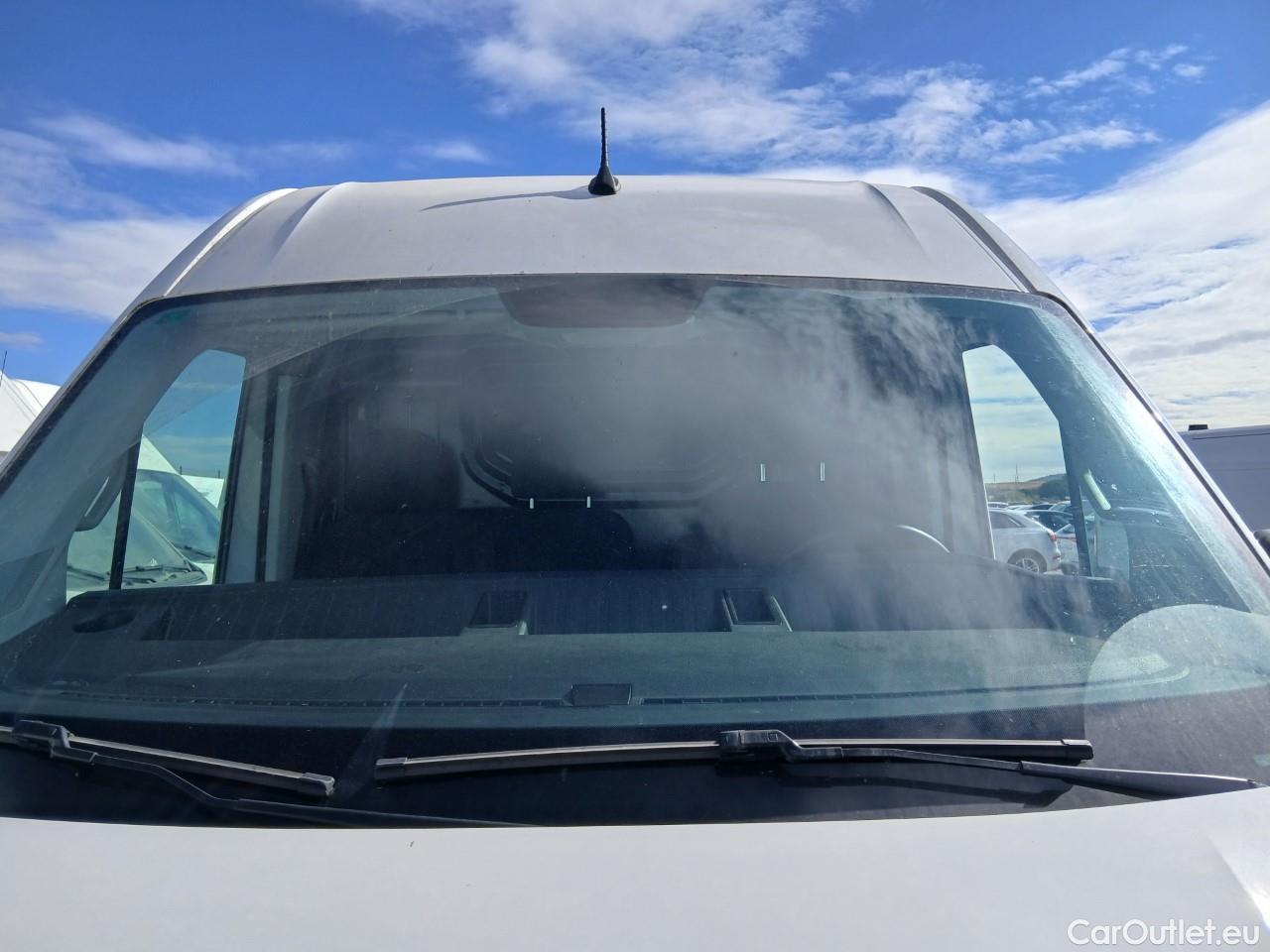  Volkswagen  Crafter  Furgón 35 Furgón BM TA FWD 2.0 TDI 140CV MT6 E6 #10