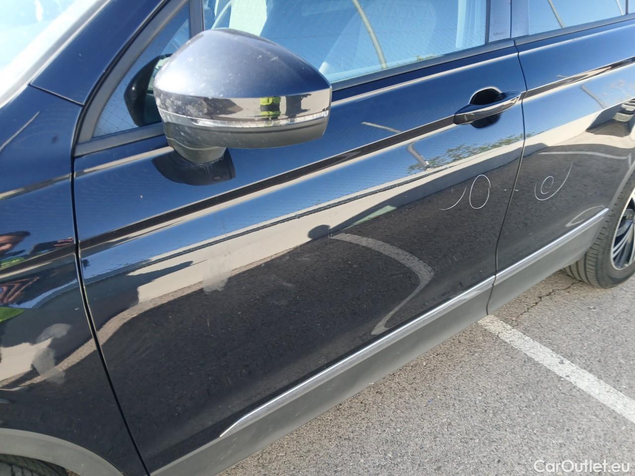  Volkswagen  Tiguan  Life 2.0 TDI 150CV AT7 E6d #8