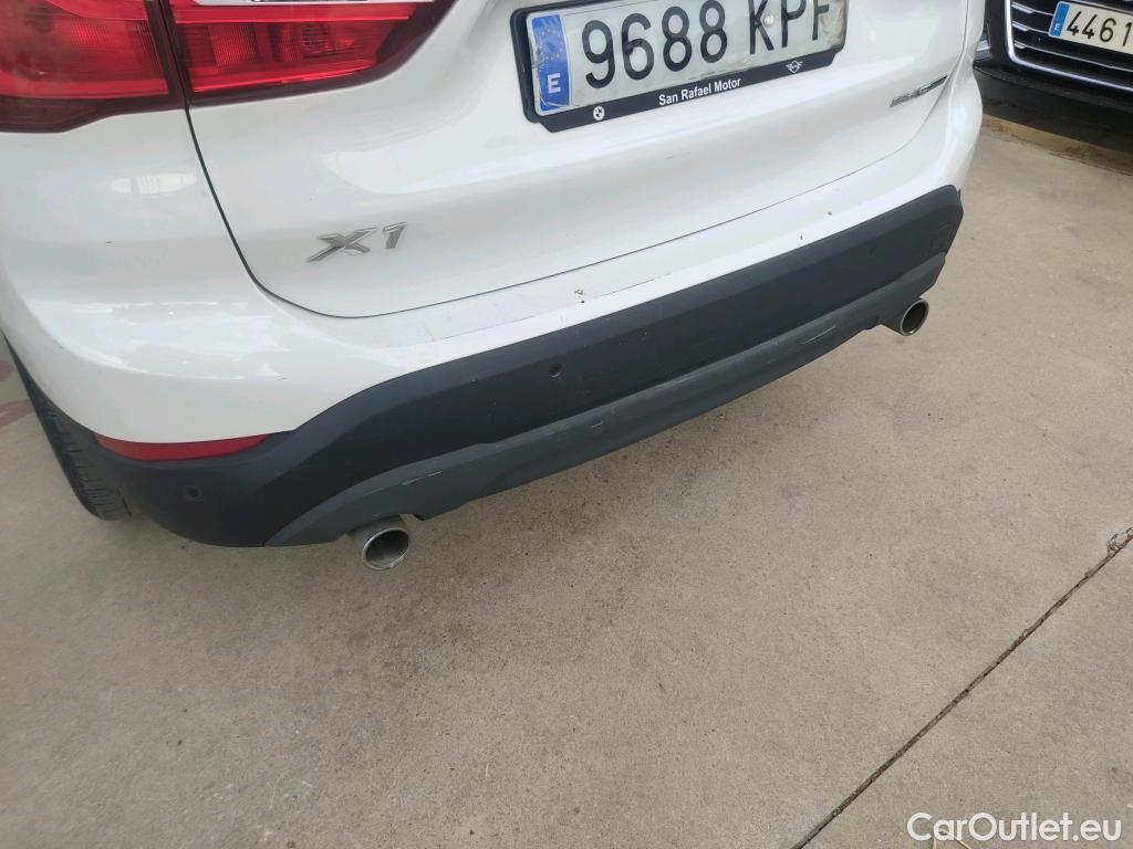  Bmw  X1 BMW  / 2015 / 5P / todoterreno sDrive18d #23
