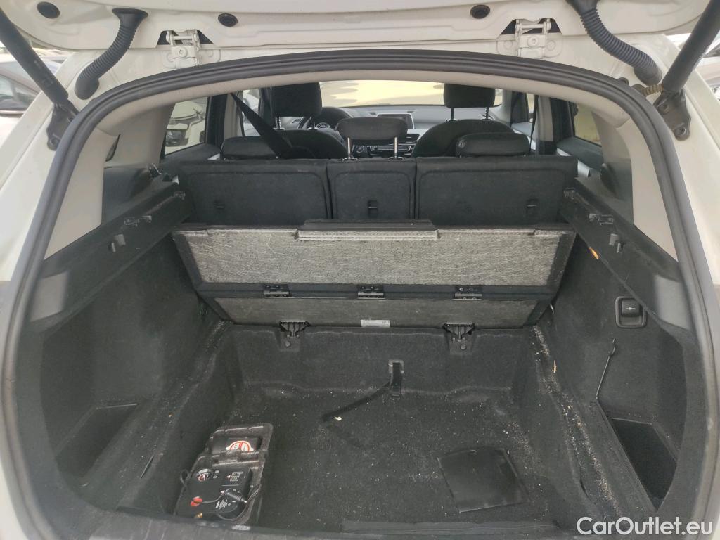  Bmw  X1 BMW  / 2015 / 5P / todoterreno sDrive18d #3