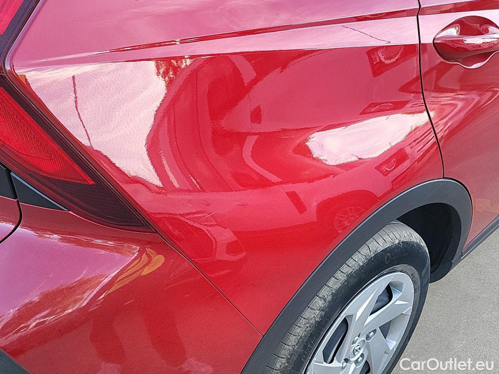  Hyundai  Bayon HYUNDAI  / 2021 / 5P / todoterreno 1.2 MPI Klass #9