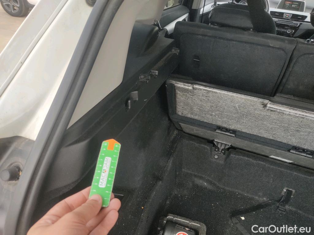  Bmw  X1 BMW  / 2015 / 5P / todoterreno sDrive18d #4