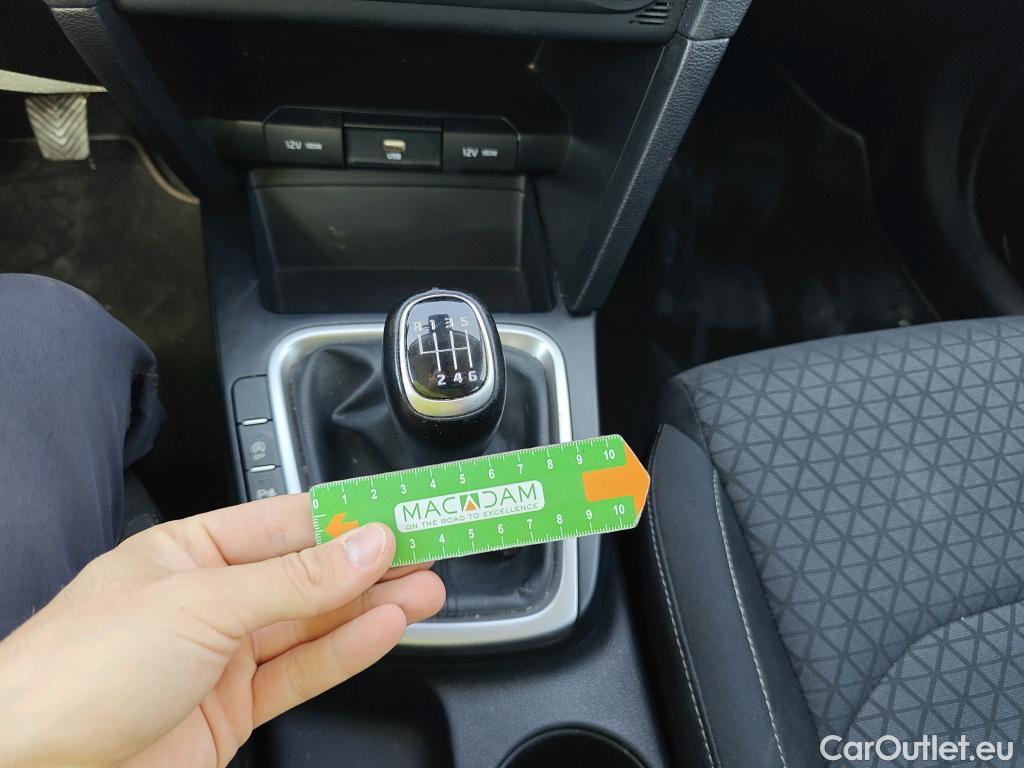  KIA  XCeed KIA  / 2019 / 5P / todoterreno 1.0 T-GDi Drive 88kW (120CV) #18