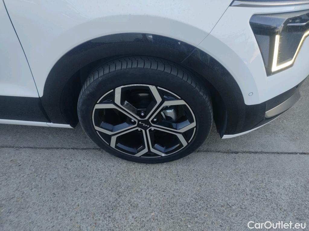  KIA  Niro  Hybrid Emotion 1.6 AT6 E6d #1
