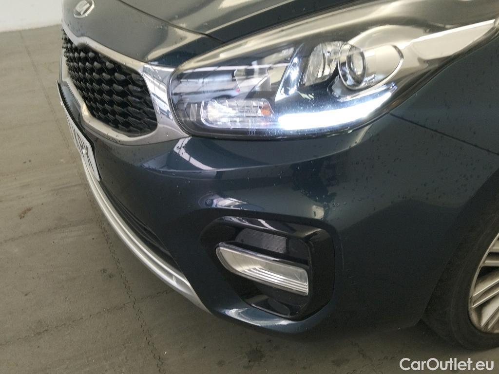  KIA  Carens KIA  / 2017 / 5P / monovolumen compacto 1.7 CRDi VGT 85kW (115CV) Drive Eco-Dyn #21