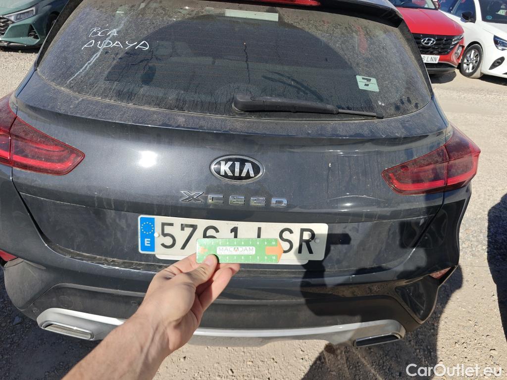  KIA  XCeed KIA  / 2019 / 5P / todoterreno 1.0 T-GDi Drive 88kW (120CV) #38