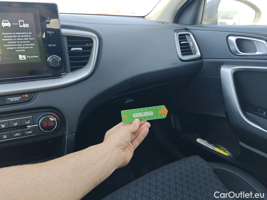  KIA  XCeed KIA  / 2019 / 5P / todoterreno 1.0 T-GDi Drive 88kW (120CV) #16