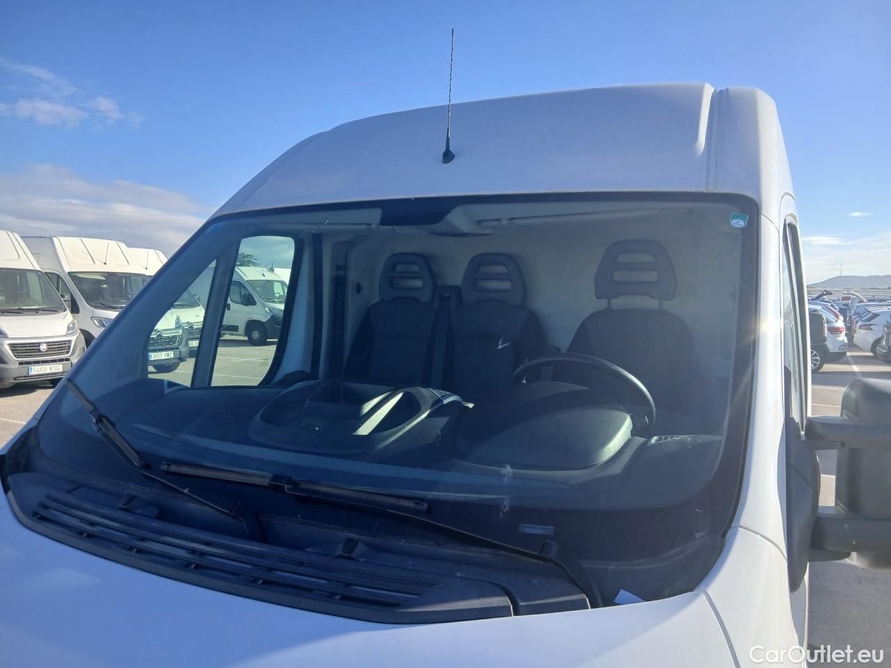  Fiat  Ducato FIAT  / 2014 / 4P / furgón 35 L2 H2 2.3 1 (118 kW) Euro 6d-temp #18