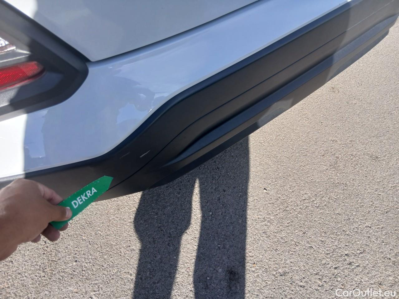  Hyundai  Konna HYUNDAI Kona / 2017 / 5P / todoterreno 1.6 GDI HEV Klass DT #30