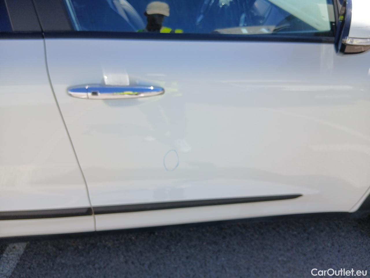 KIA  Niro  Emotion 1.6 AT6 E6d #27