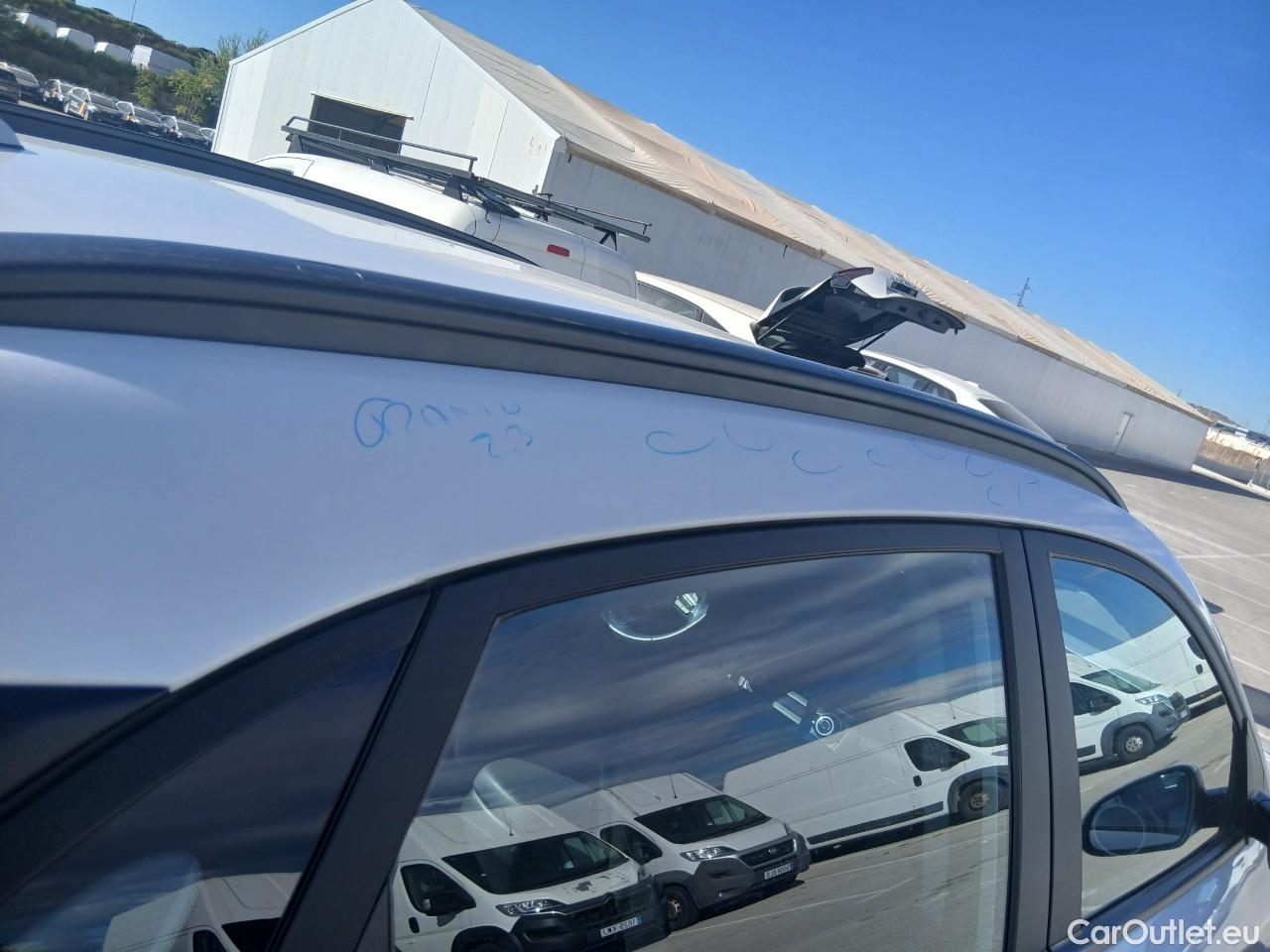  Hyundai  Konna HYUNDAI Kona / 2017 / 5P / todoterreno 1.6 GDI HEV Klass DT #38