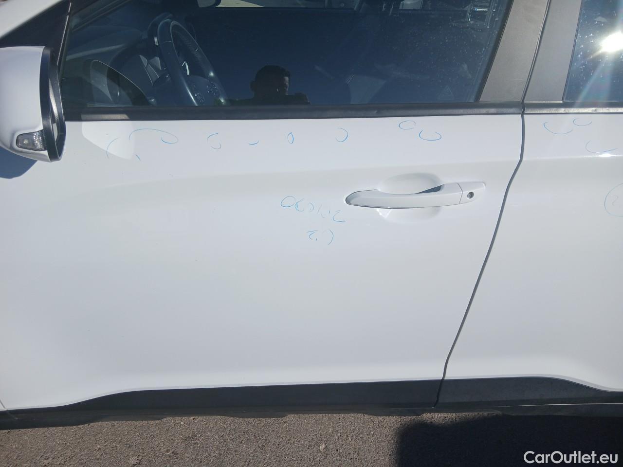  Hyundai  Konna HYUNDAI Kona / 2017 / 5P / todoterreno 1.6 GDI HEV Klass DT #19