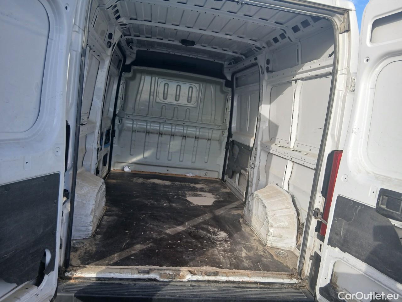  Fiat  Ducato FIAT  / 2014 / 4P / furgón 35 L2 H2 2.3 1 (118 kW) Euro 6d-temp #4
