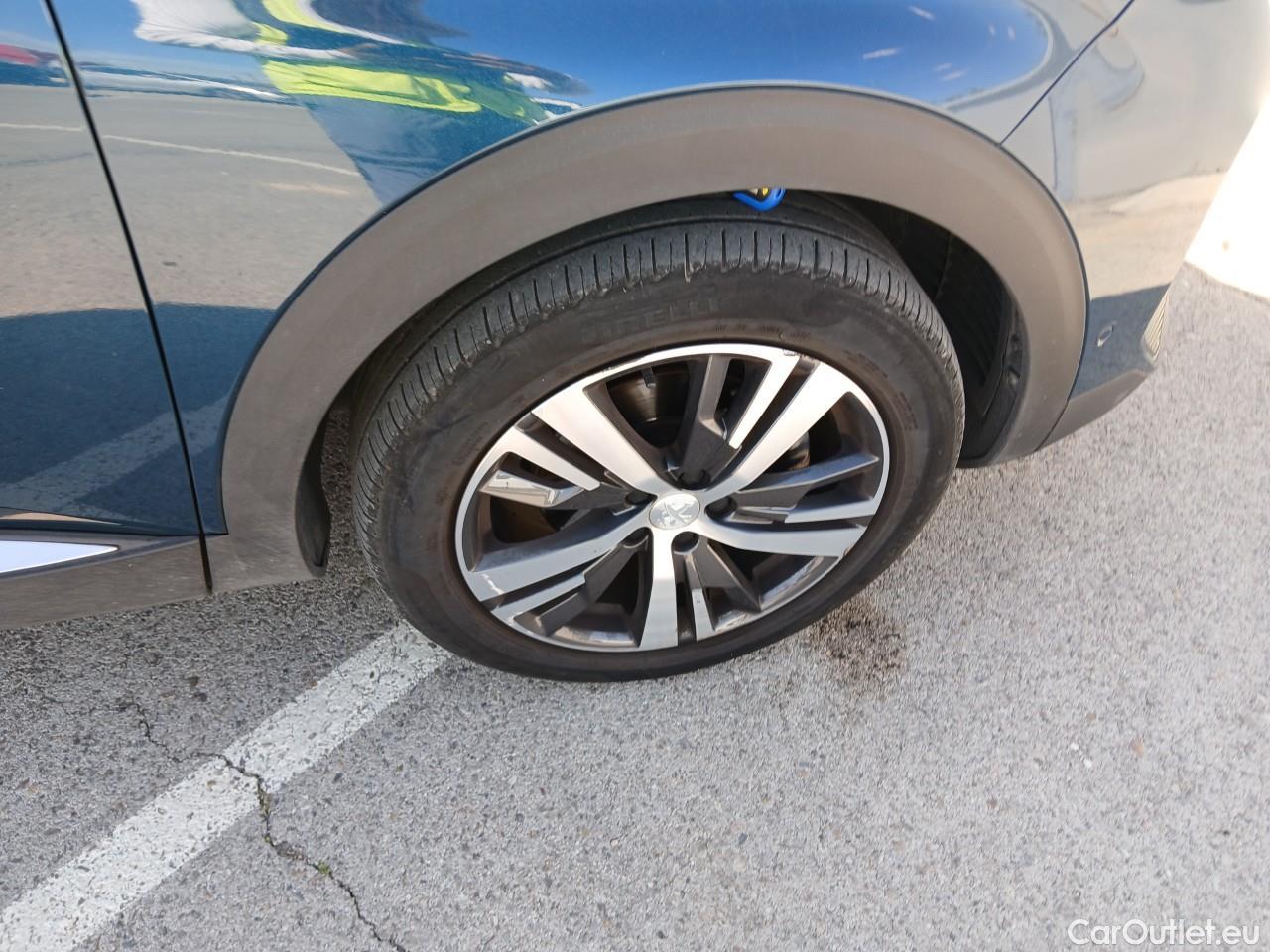  Peugeot  3008  Allure 1.5 HDi 130CV AT8 E6d #13