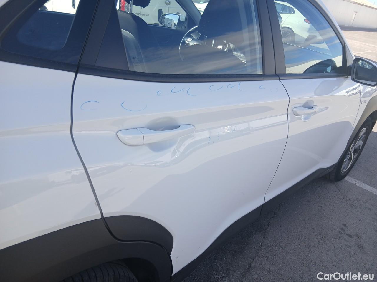 Hyundai  Konna HYUNDAI Kona / 2017 / 5P / todoterreno 1.6 GDI HEV Klass DT #34