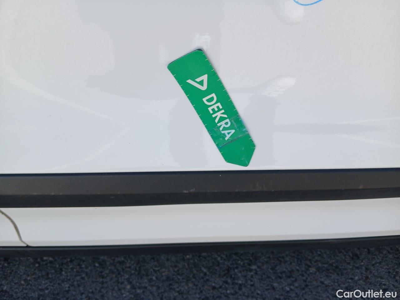  KIA  Niro  Emotion 1.6 AT6 E6d #31