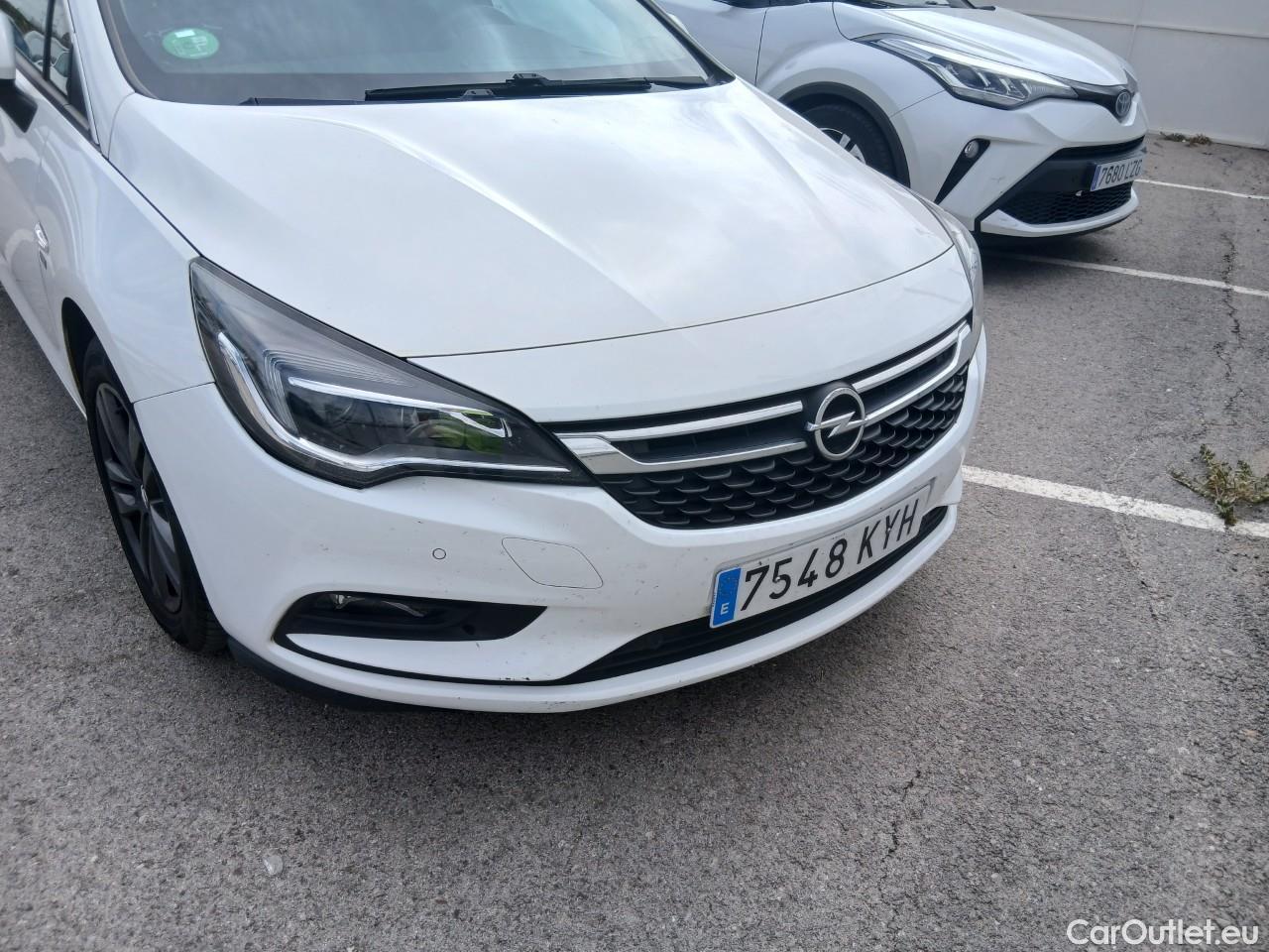  Opel  Astra OPEL  / 2015 / 5P / berlina con portón 1.6 CDTi S/S 81kW (110CV) 120 Aniversari #11