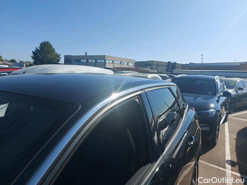  Peugeot  3008  Allure Pack 1.5 HDi 130CV AT8 E6d #17