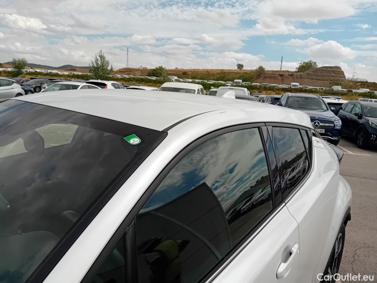  Toyota  C-HR TOYOTA  / 2019 / 5P / todoterreno 2.0 180H Advance #11