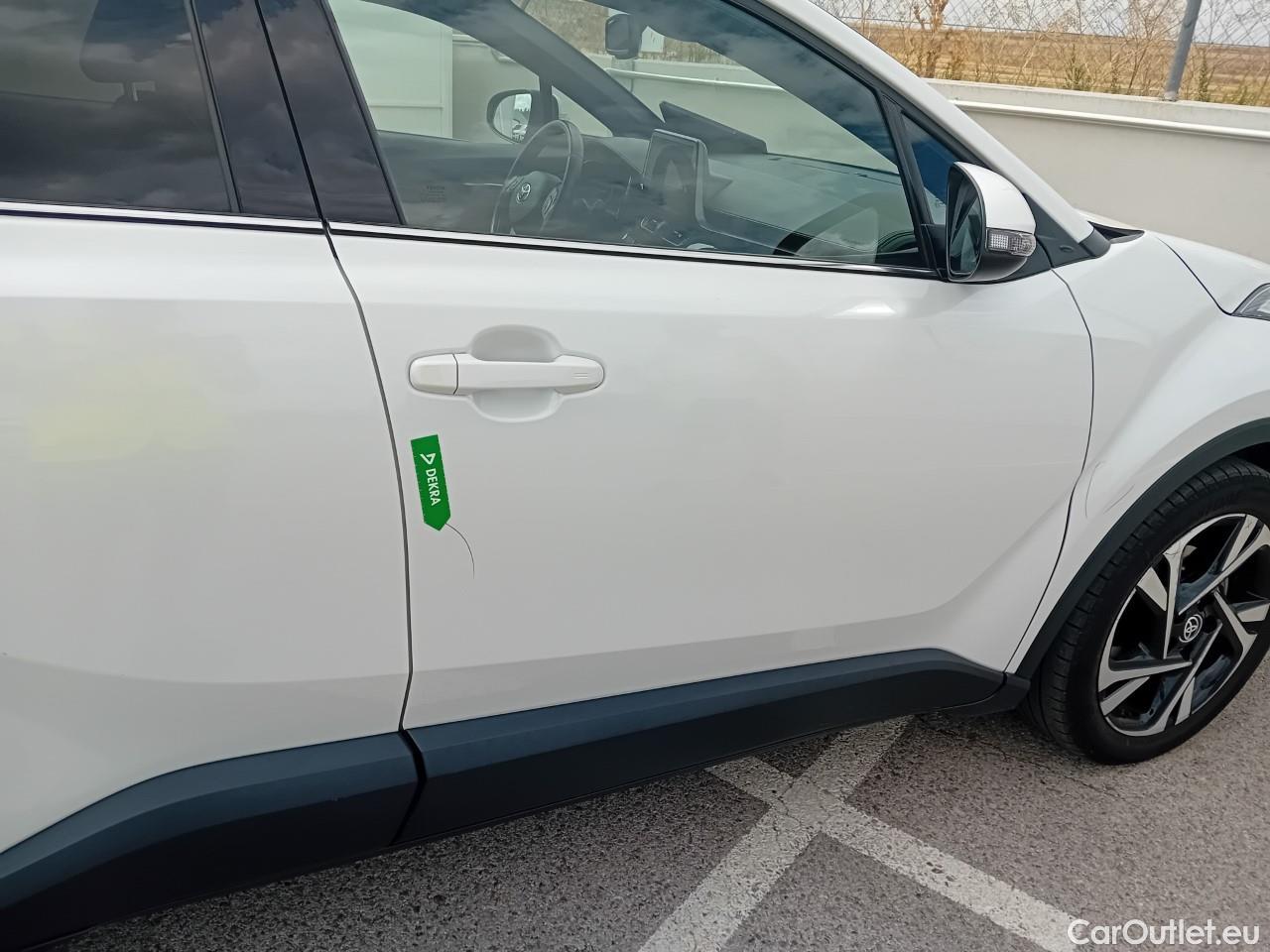 Toyota  C-HR TOYOTA  / 2019 / 5P / todoterreno 2.0 180H Advance #25