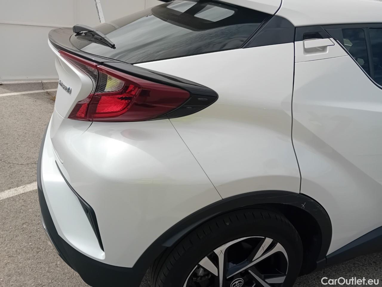  Toyota  C-HR TOYOTA  / 2019 / 5P / todoterreno 2.0 180H Advance #35