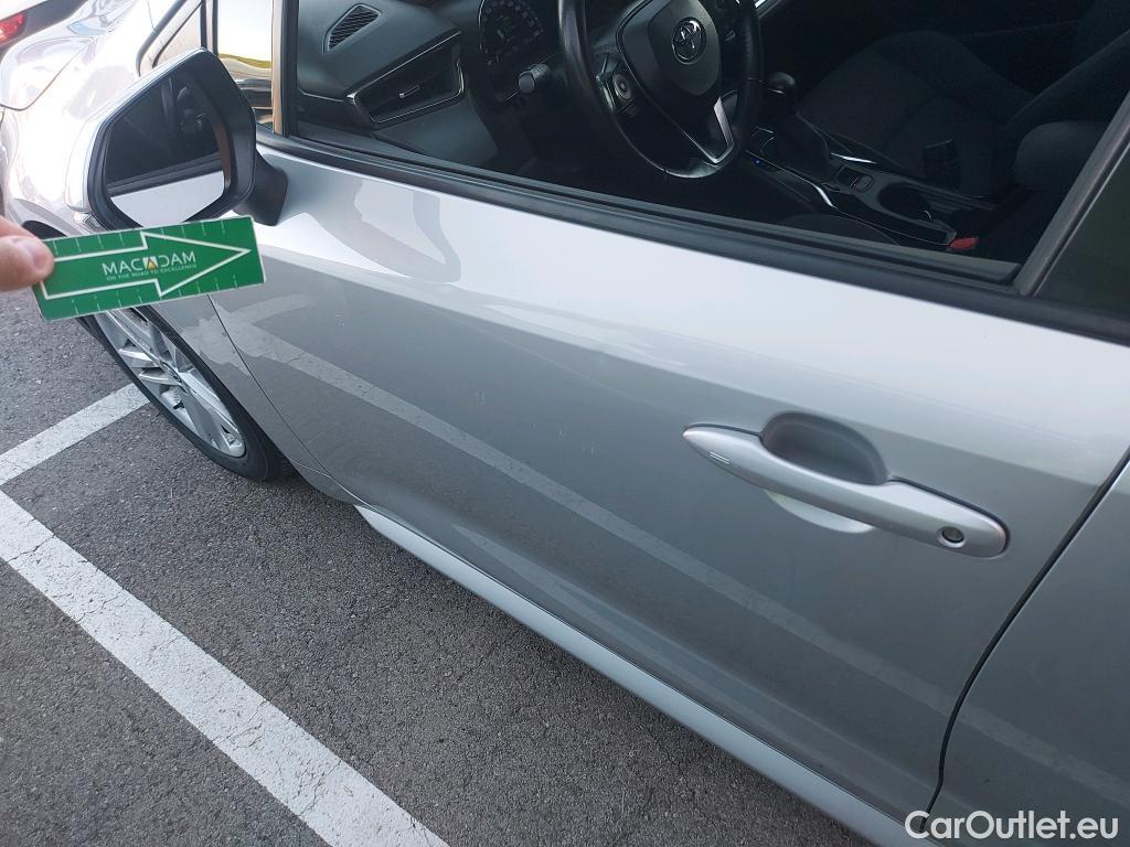  Toyota  Corolla TOYOTA  / 2019 / 5P / familiar 1.8 125H ACTIVE TECH E-CVT TOU SPORT #5