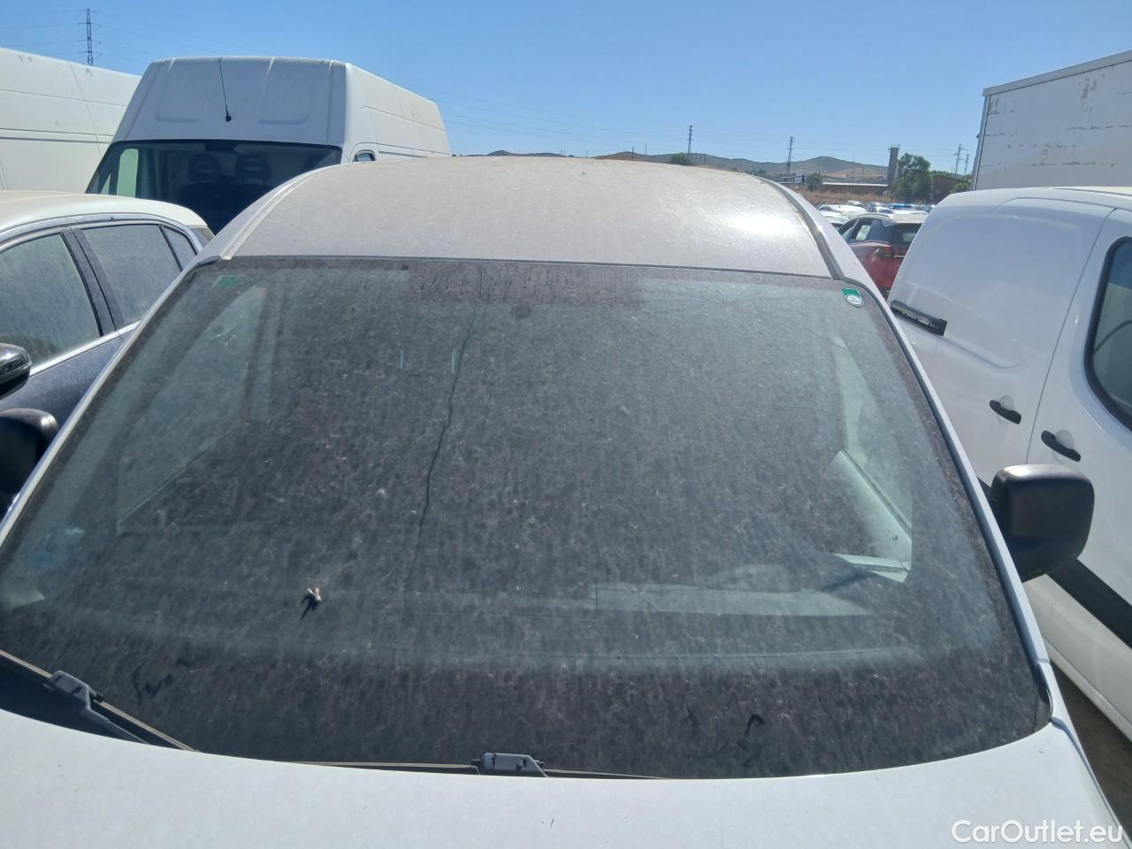  Volkswagen  Caddy  Profesional Maxi Furgón BMT 2.0 TDI 100CV MT5 E6 #13