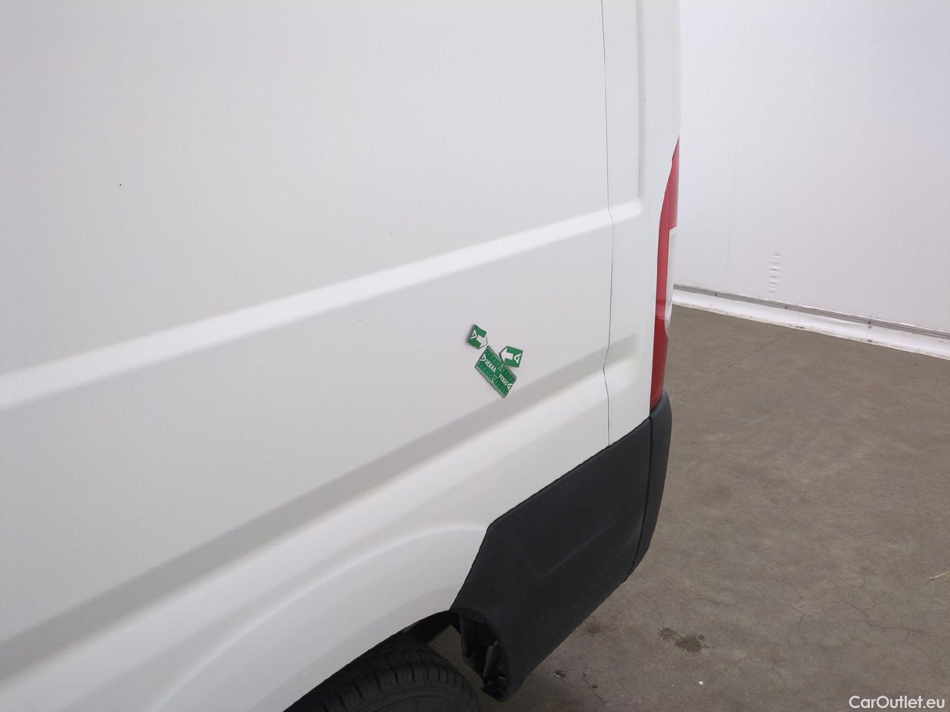  Peugeot  Boxer  Fourgon Surélevé 333 L2H2 Premium BlueHDi 140 Stop&Start 140CV BVM6 #28