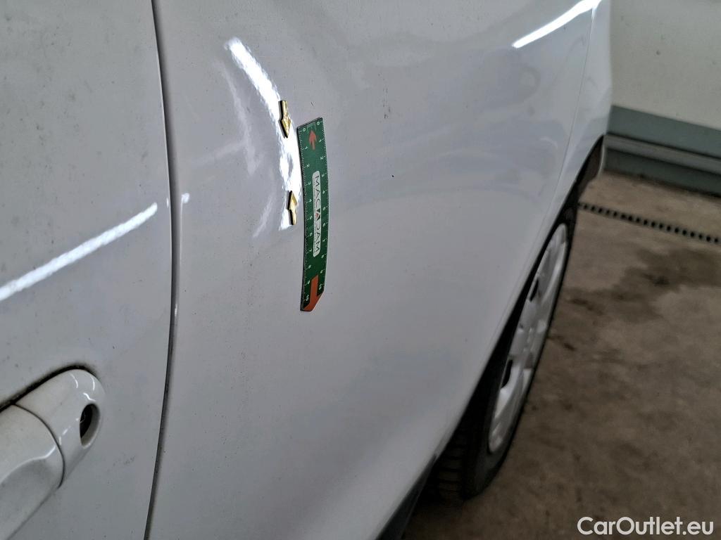  Renault  Clio  IV Air MediaNav 1.5 dCi 90CV BVM5 E6 #36