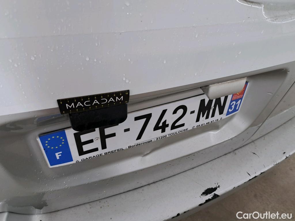  Citroen  Jumpy CITROEN  VU 4p VNA Taille M BlueHDi 95 BVM Confort fourgon tôlé #40