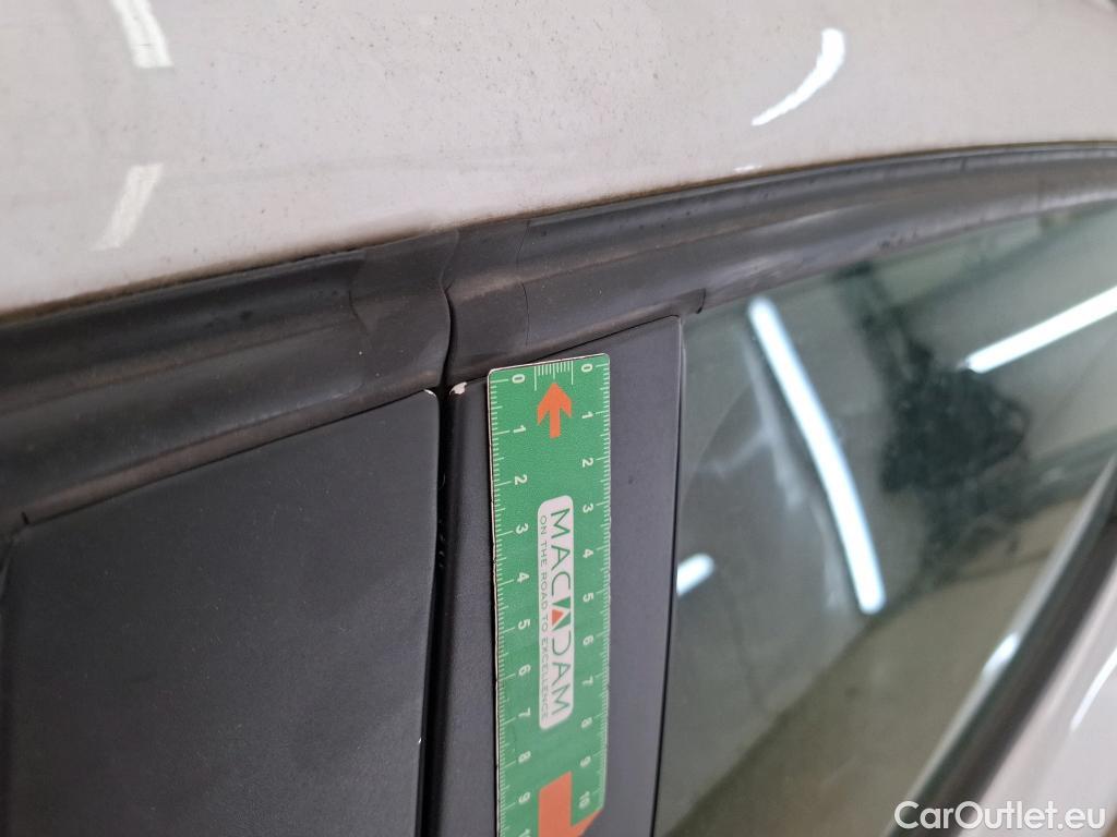  Renault  Clio  IV Air MediaNav 1.5 dCi 90CV BVM5 E6 #24