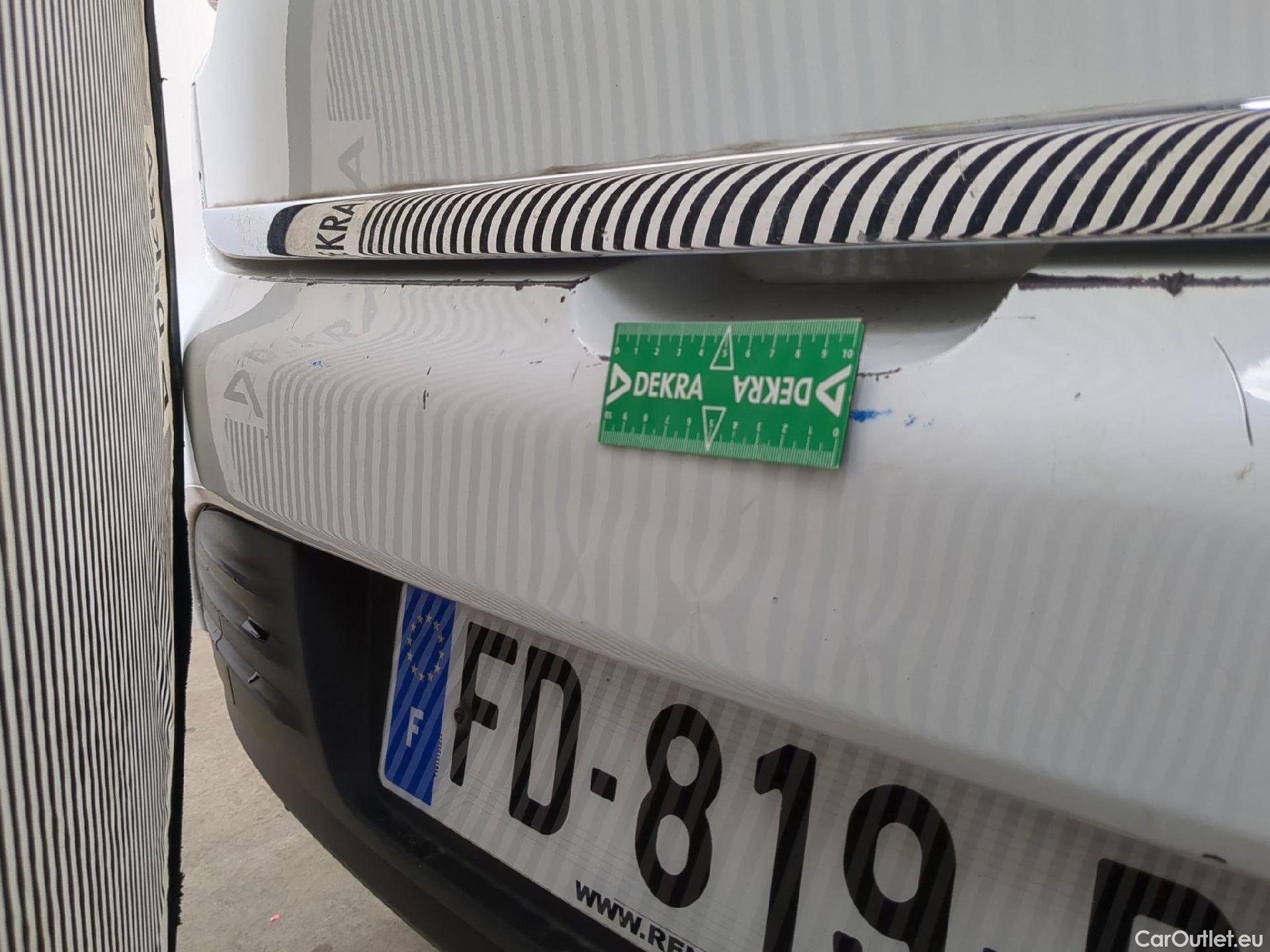  Renault  Clio RENAULT  Société VU 5p Berline Air dCi 75 - 18 #68