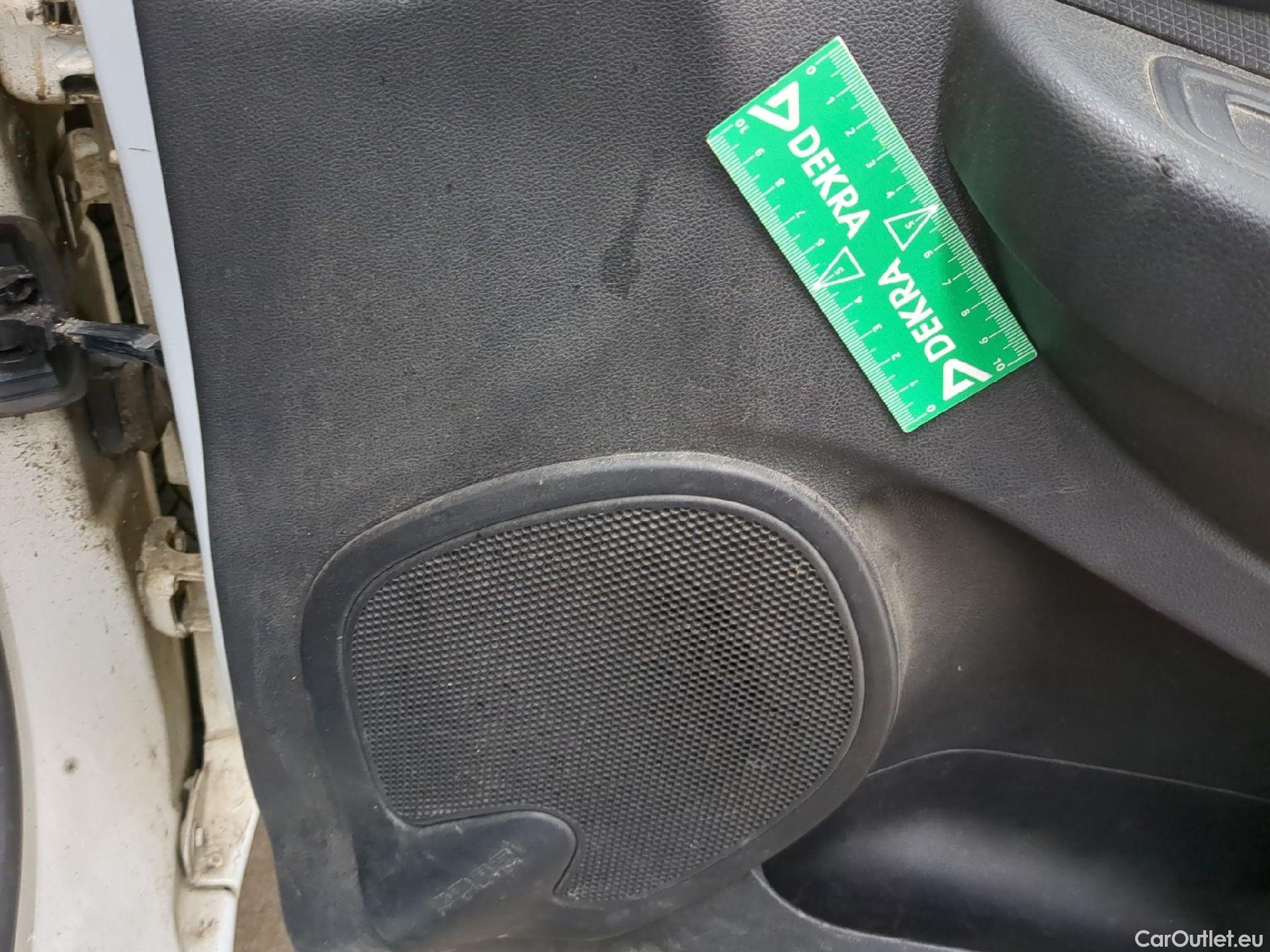  Renault  Clio RENAULT  Société VU 5p Berline Air dCi 75 - 18 #90
