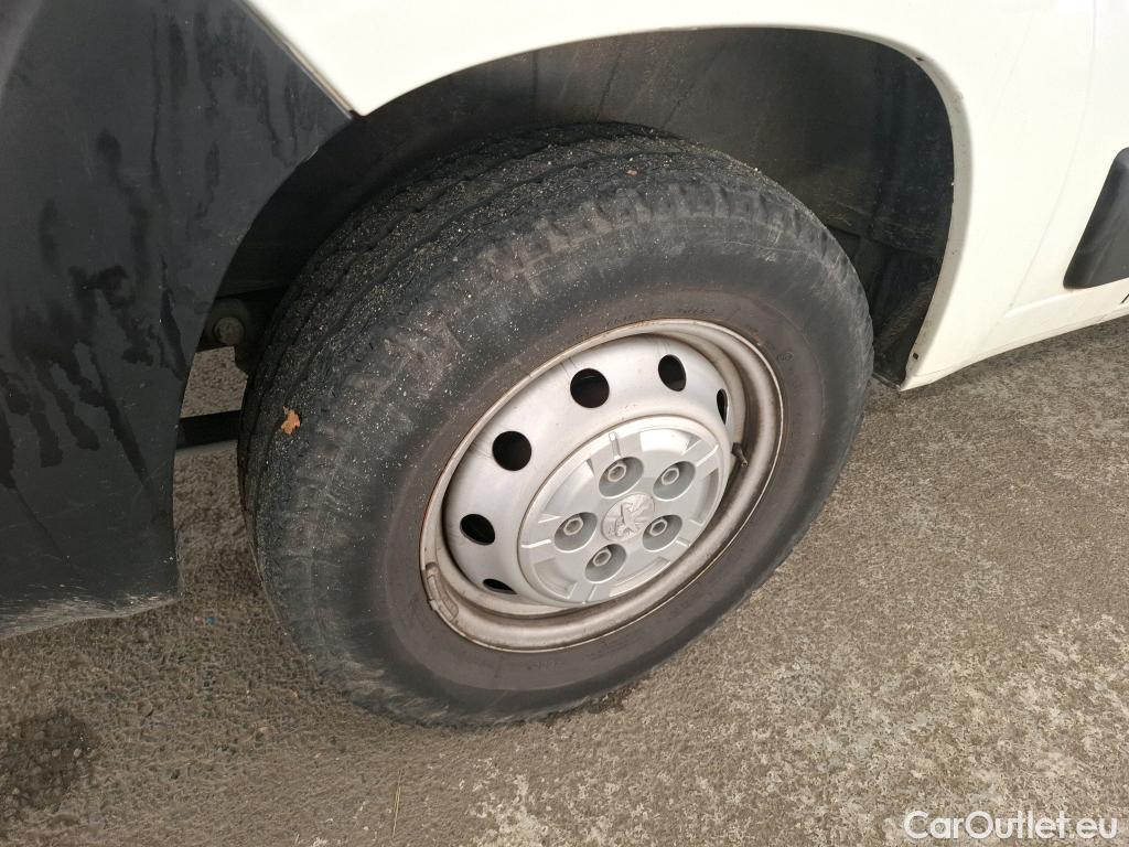  Peugeot  Boxer PEUGEOT  VU 4p Fourgon BLUEHDI 110 PREMIUM 330 L2H2 #12