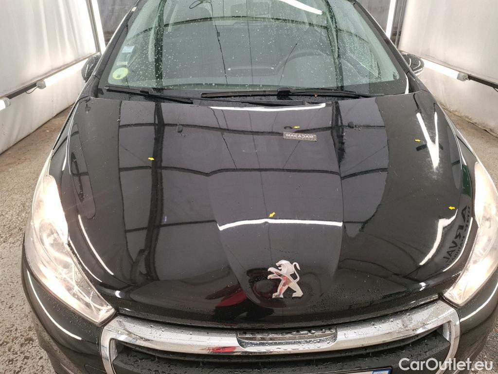  Peugeot  208  Affaire Premium Pack 1.6 HDi 75CV BVM5 E6 #1