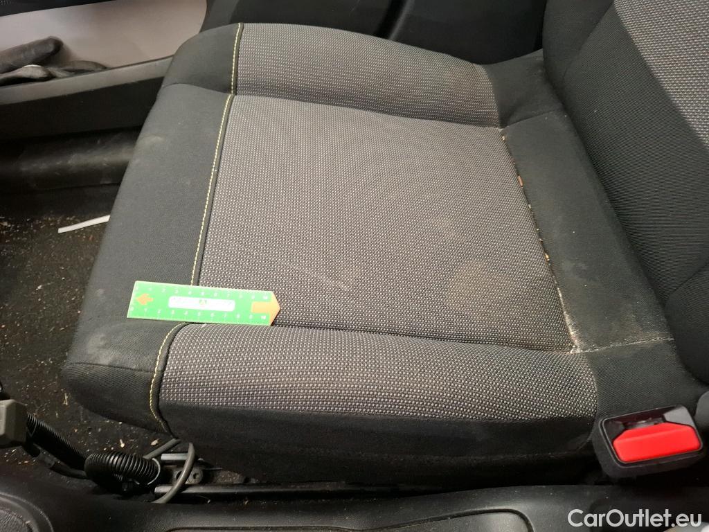  Citroen  C3  Société Feel 1.5 BlueHDI 100CV BVM5 E6dT #38