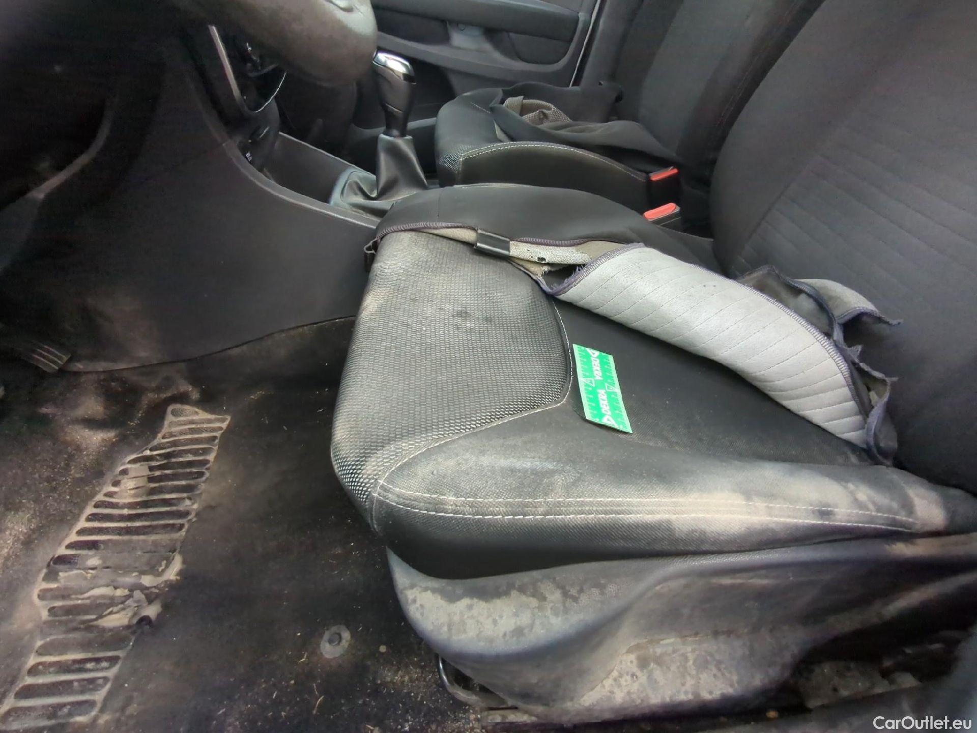  Renault  Clio RENAULT  Société VU 5p Berline Air dCi 75 - 18 #92